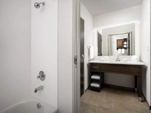 Homewood Suites By Hilton Denver Airport Tower Road : photo 4 de la chambre suite 1 chambre avec 2 lits queen-size - non-fumeurs