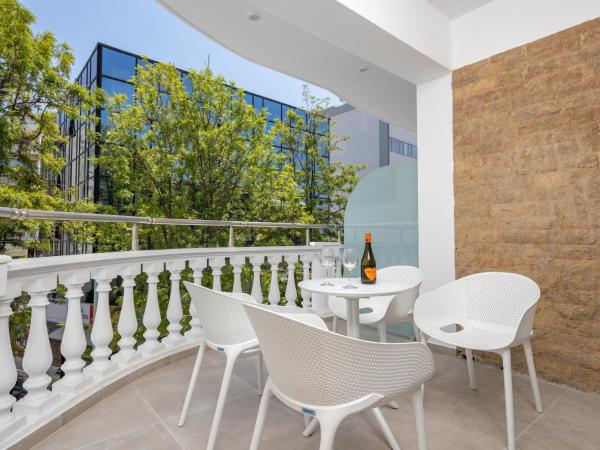 Epavli Grace Hotel : photo 2 de la chambre suite junior avec balcon