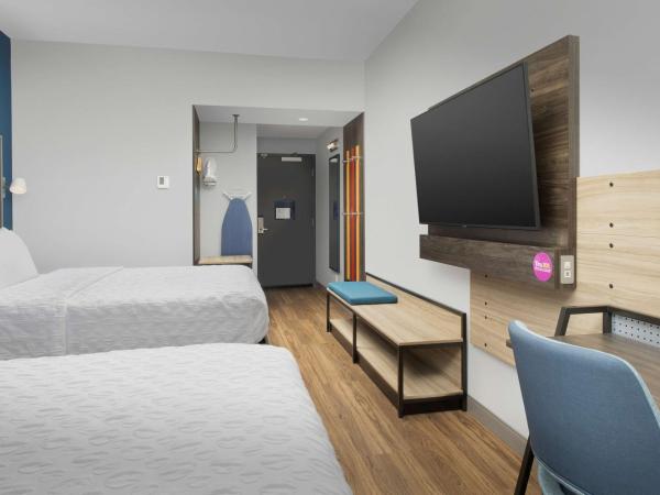 Tru By Hilton Charlotte Airport Lake Pointe : photo 1 de la chambre chambre avec 2 grands lits queen-size 