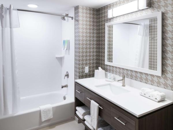 Home2 Suites By Hilton Jacksonville Airport : photo 6 de la chambre suite 1 chambre lit king-size - non-fumeurs