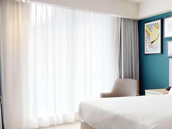 Hampton By Hilton Manchester Northern Quarter : photo 3 de la chambre chambre lit queen-size - pour personnes à mobilité réduite