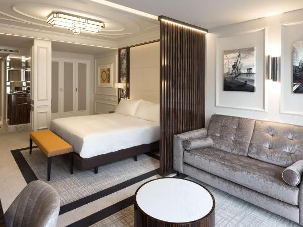 DoubleTree By Hilton A Coruña : photo 3 de la chambre chambre lit king-size deluxe