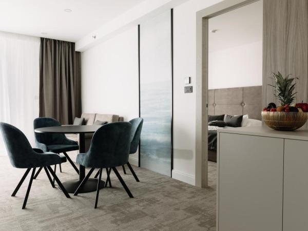 Hotel Fanat : photo 4 de la chambre suite avec balcon - vue sur mer