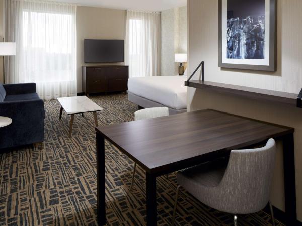 Homewood Suites By Hilton Montreal Midtown : photo 3 de la chambre suite studio lit king-size - non-fumeurs