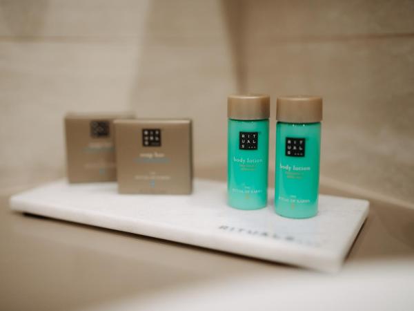 Hotel Fanat : photo 5 de la chambre chambre deluxe double ou lits jumeaux