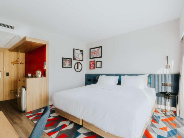 Hampton By Hilton Warsaw Reduta : photo 5 de la chambre chambre lit super king-size