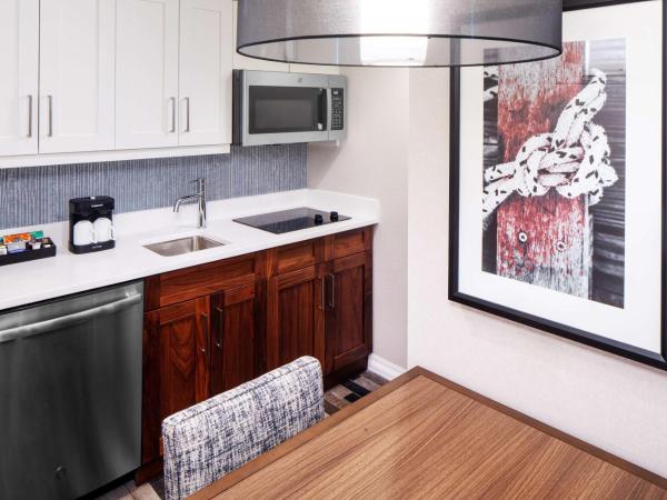 Homewood Suites by Hilton Boston Seaport District : photo 4 de la chambre suite 1 chambre lit king-size