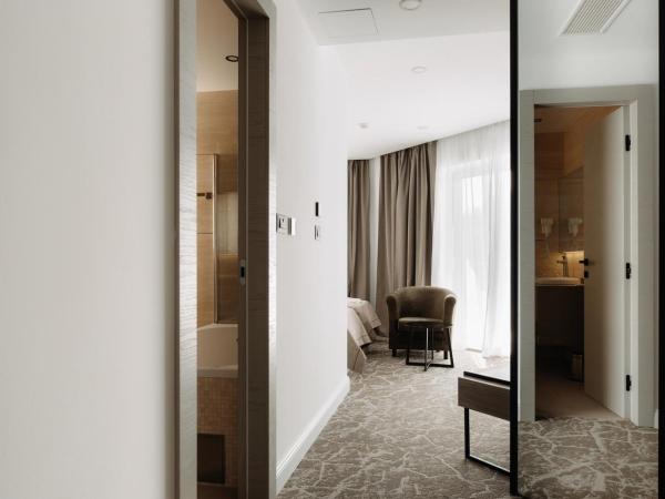 Hotel Fanat : photo 4 de la chambre chambre lits jumeaux supérieure avec balcon et vue sur la mer