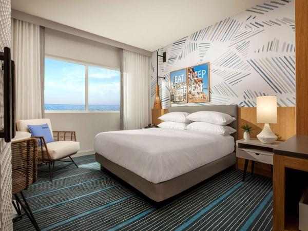 The Monsaraz San Diego, Tapestry Collection By Hilton : photo 3 de la chambre chambre lit king-size