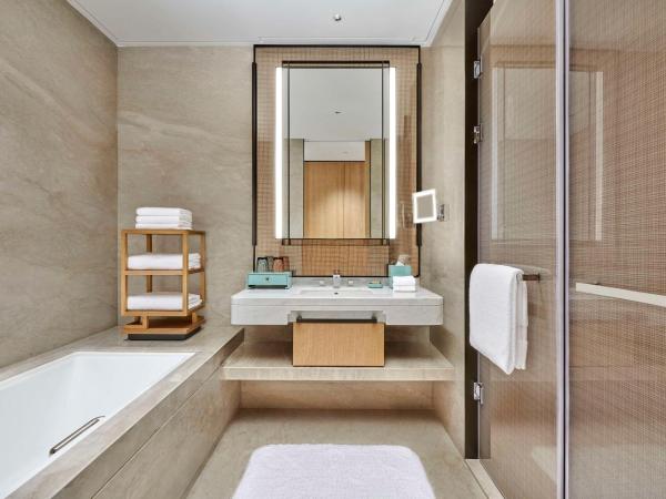 Doubletree By Hilton Suzhou Wuzhong : photo 5 de la chambre chambre lits jumeaux exécutive - accès au salon