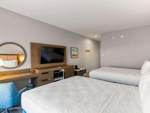 Hampton Inn Colorado Springs Northeast : photo 4 de la chambre chambre avec 2 grands lits queen-size