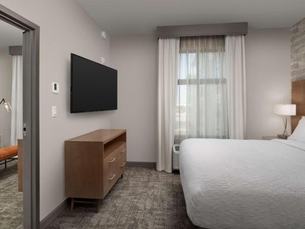 Homewood Suites By Hilton Louisville Airport : photo 3 de la chambre suite 1 chambre lit king-size