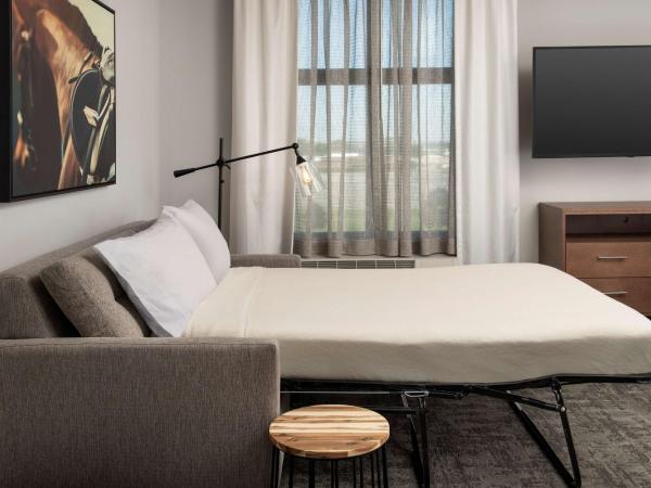 Homewood Suites By Hilton Louisville Airport : photo 4 de la chambre suite studio lit king-size