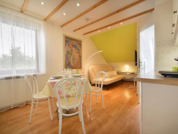 A. V. Pension Praha : photo 2 de la chambre appartement