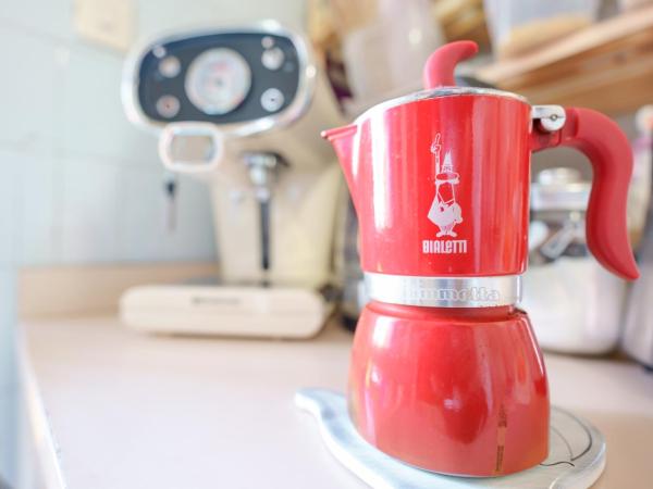 B&B POTHOS - ENG ITA - Air Conditioning Wi-Fi Fridge Netflix Local Guide - Aria condizionata, frigo, internet, guida locale : photo 10 de la chambre chambre simple