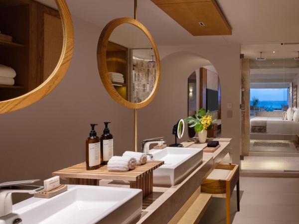 Impression Isla Mujeres by Secrets - Adults Only - All Inclusive : photo 3 de la chambre suite paramount - côté océan