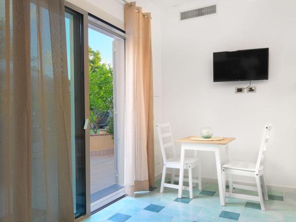OraBlu Exclusive Villas : photo 7 de la chambre studio triple standard