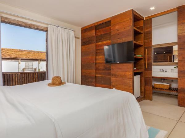 Pousada Villa Rasa : photo 4 de la chambre chambre supérieure avec balcon