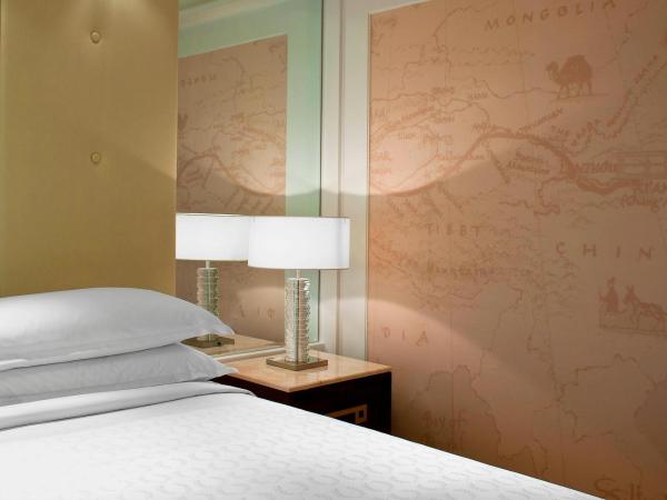 Sheraton Xi'an Hotel : photo 2 de la chambre chambre club lits jumeaux avec vue sur la ville 