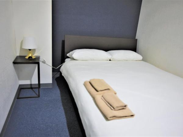 Hotel Links Dobutsuenmae : photo 1 de la chambre chambre double avec douche