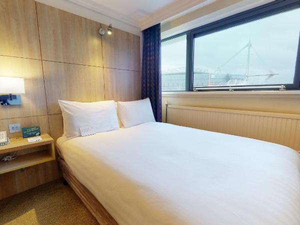 Holiday Inn Cardiff City, an IHG Hotel : photo 3 de la chambre chambre standard
