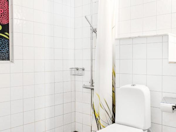 Bed&Breakfast in nature 12 min from city free bikes : photo 9 de la chambre petite chambre double