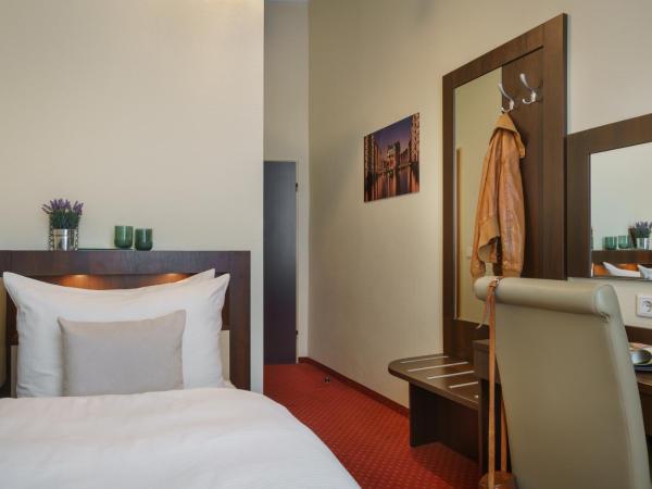 Hotel Graf Moltke Hamburg : photo 5 de la chambre chambre simple Économique