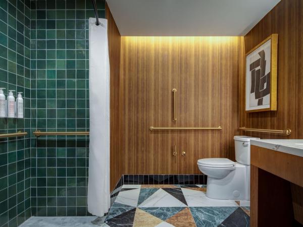 Le Méridien Salt Lake City Downtown : photo 4 de la chambre chambre classique avec 2 lits queen-size - vue sur ville