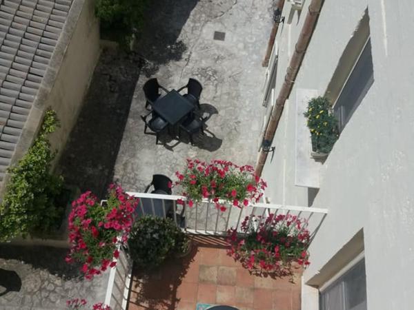 Alla dimora di Chiara Suite and Rooms : photo 2 de la chambre chambre double standard