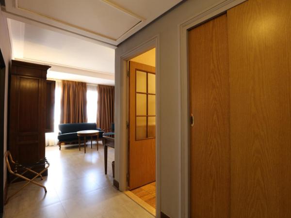 Hôtel Les Saisons : photo 6 de la chambre chambre double