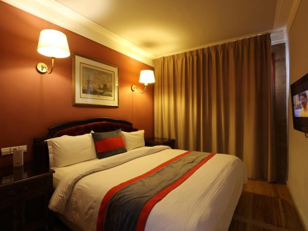 Hôtel Les Saisons : photo 7 de la chambre suite junior