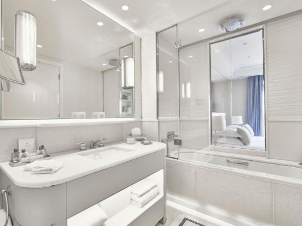 Hôtel Martinez, in The Unbound Collection by Hyatt : photo 3 de la chambre chambre premium avec balcon et vue mer