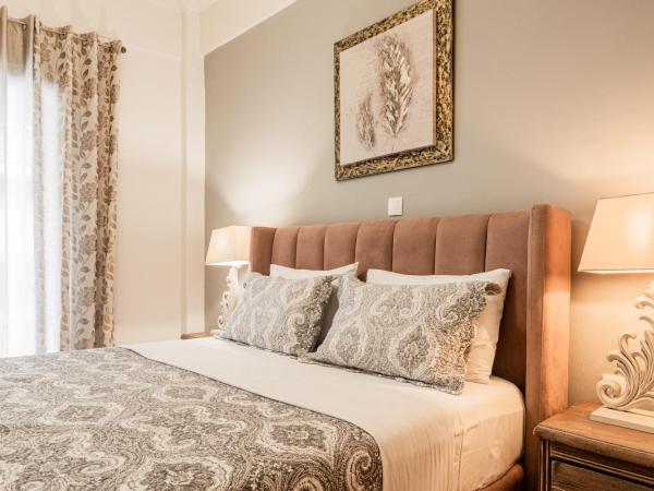 Nicholas Point Apartments and Rooms : photo 3 de la chambre appartement avec balcon