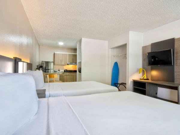 Studio 6-San Antonio, TX - Six Flags : photo 4 de la chambre chambre 2 lits queen-size - non-fumeurs