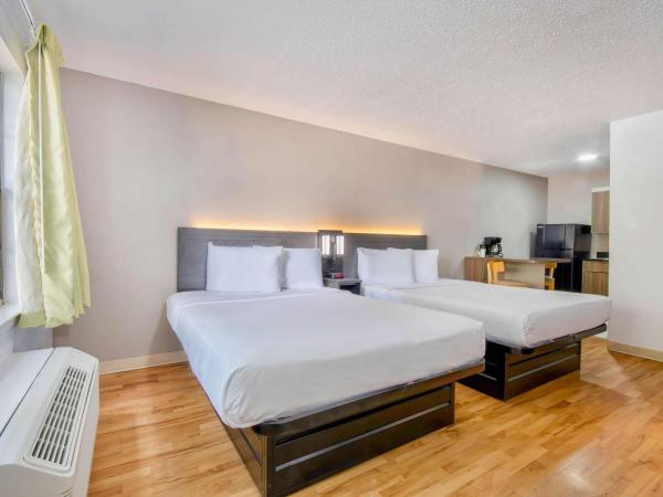 Studio 6-San Antonio, TX - Six Flags : photo 1 de la chambre chambre 2 lits queen-size - non-fumeurs