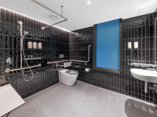 Adge Hotel and Residences : photo 3 de la chambre adge accessible queen room