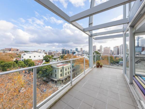 Adge Hotel and Residences : photo 6 de la chambre two bedroom loft residence