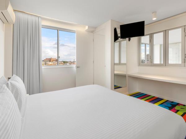 Adge Hotel and Residences : photo 4 de la chambre two bedroom loft residence