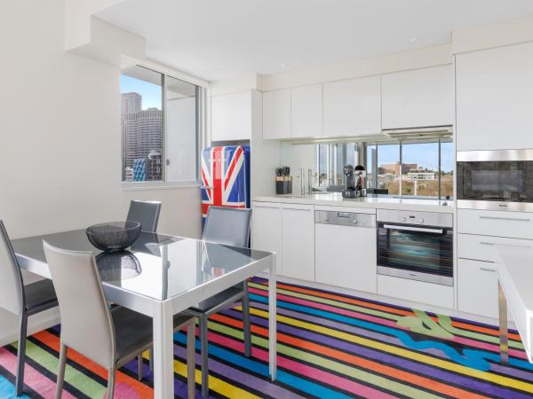 Adge Hotel and Residences : photo 2 de la chambre two bedroom loft residence