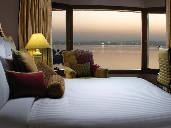 Hyderabad Marriott Hotel & Convention Centre : photo 3 de la chambre executive deluxe king with bathtub & lounge access