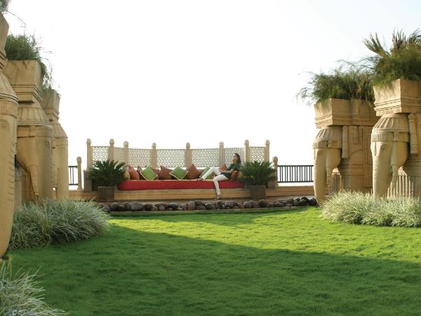 Hyderabad Marriott Hotel & Convention Centre : photo 1 de la chambre executive deluxe twin with bathtub & lounge access