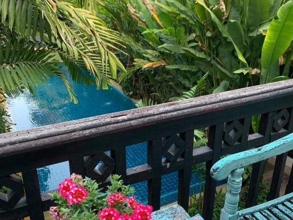 Hongkhao Village : photo 2 de la chambre chambre double avec baignoire spa