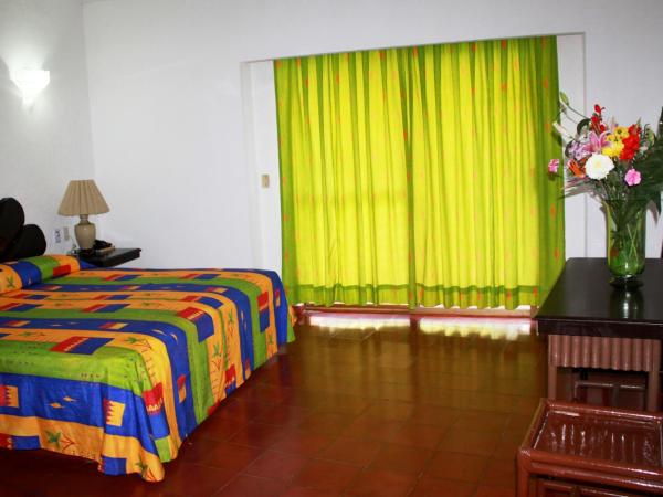 Suites Plaza del Rio - Family Hotel Malecón Centro : photo 8 de la chambre superior studio grand suite with blacony