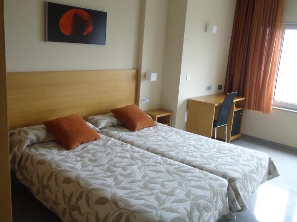 Hotel Palacio de Asturias : photo 4 de la chambre chambre lits jumeaux