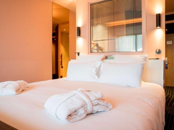 Best Western Plus Clos Syrah : photo 4 de la chambre chambre lit king-size privilège avec terrasse privative - non-fumeurs