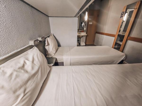 ibis budget Rio de Janeiro Centro : photo 3 de la chambre chambre standard avec lits jumeaux et lits superposés
