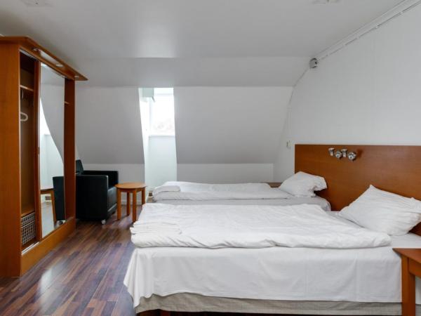 Hotell Hof : photo 8 de la chambre chambre double avec salle de bains commune