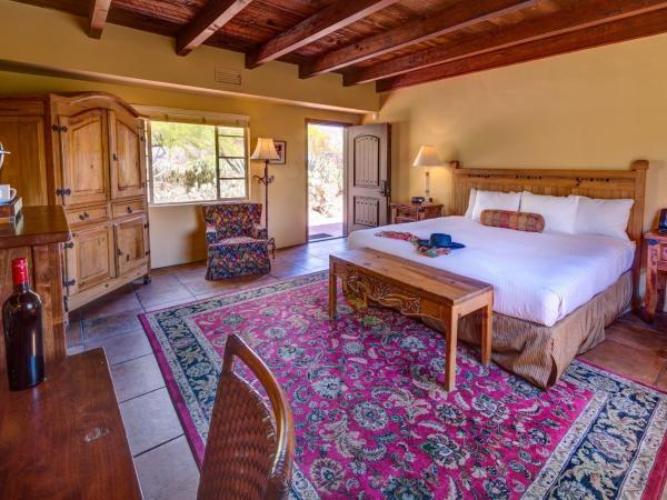 Hacienda del Sol Guest Ranch Resort : photo 4 de la chambre hébergement hacienda avec lit king-size