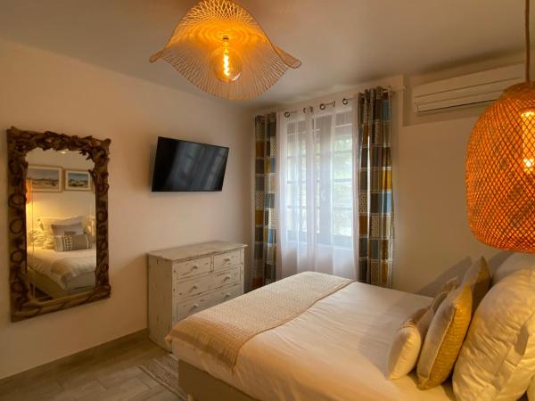 Hôtel Le Neptune en Camargue : photo 2 de la chambre suite junior