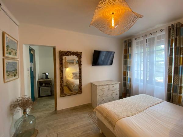 Hôtel Le Neptune en Camargue : photo 3 de la chambre suite junior